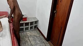 bastidores lactante bbw fode varios machos gritando historias quentes