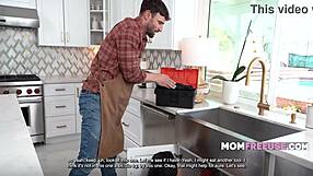 Thick housewife lexi nicole kneels for deepthroat pipe service