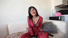 Big titty goth bff wants bold cock sucking practice