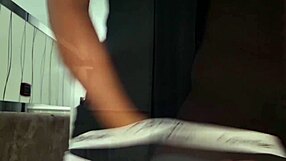 ITALIAN DIRTY TALK PANTY SNIFF GEM GEM CLOSE-UP CUMSHOT