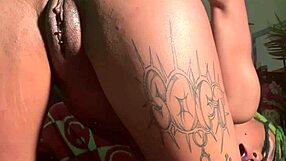 yo check out anal virgin wetkittycity stretching her shaved asshole with huge dildo doggystyle