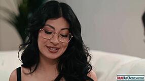 Big cock shemale andylynn payne fucks big tits latina client hard