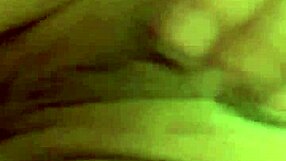 omg! petite girlfriend fingers hairy pussy for cash now!!