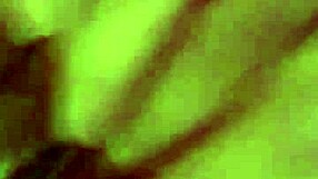 omg! petite girlfriend fingers hairy pussy for cash now!!