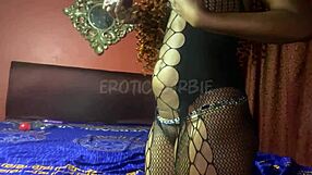 Oiled Ebony Momma Bear Fingers Squirt-Ready Pussy For Your Tongue!