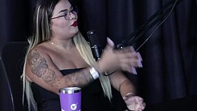 Quer dar pra pau grande? Traumatized by black rain fetish - Suellen Barrar!