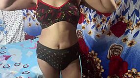 Indian Girlfriend's Big Natural Tits Bounce in Rough Doggystyle with Boyfriend Shaking Ass