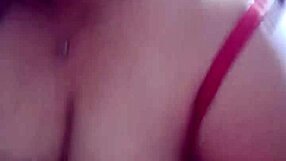 Neighbor Gets Horny on Couch and Delivers Steamy Blowjob Risk