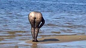 i love flashing my big tits and ass on the beach