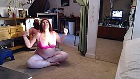 dawnskye1962 curves big ass and natural tits in morning sexercise stretch