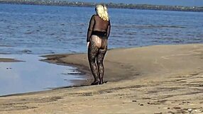 i love flashing my big tits and ass on the beach