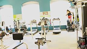 Rome Major rams chunky Sofia Rose's throat with his massive BBC