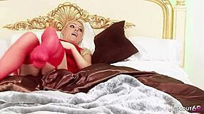 she caught her best friend masturbating and they had their first hot lesbian sex!