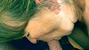 granny princess leia deepthroats han solo cock while fingering herself hungrily