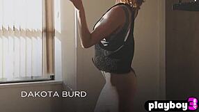 Petite Blonde Babe Strips Off Clothes to Flaunt Hot Body