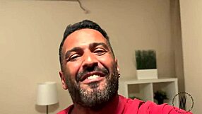 damn, fodendo a filha do pastor me deixa louco de tesão enquanto ela geme e goza