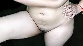 big boobs indian bhabhi fingers pussy while moaning dirty hindi words