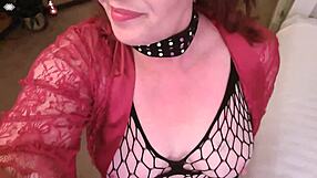 Does 424 lingerie make mature Dawnskye feel sexy as fuck in lace?