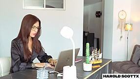 slutty boss pantyhose heels fetish craves amateur pounding session