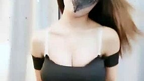 女主播熱舞露出駱駝趾誘惑粉絲