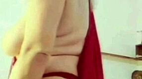 i'm this mature woman with huge tits n big pussy lips feelin so sexy in lingerie