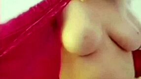 i'm this mature woman with huge tits n big pussy lips feelin so sexy in lingerie