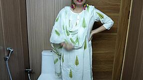 stepmom's wet pussy tastes so good while she rides me in bathroom full vid!!