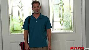 whoa curvy milf mommy deepthroats monster cock beside stepdaughter giving special saliva treatment!