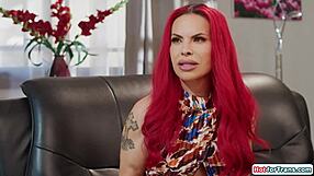 Ts Foxxy Kissed Girl And Licked Her Beaver Hardcore