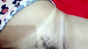 Meu Marido Cuckold Watches Me Flash Big Pussy for Strangers