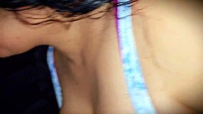 deisyyeraldine sneaks to neighbor's stairs in medellín for dildo squirt show