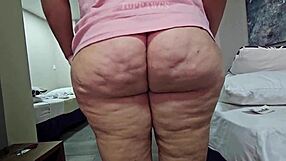 look at this huge fat granny ass getting drawn on those cheeks...