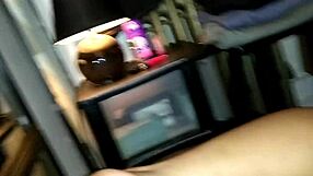 damn her young pussy spreads so wet for daddy 😍🔥