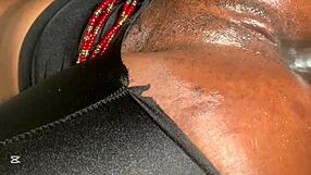 Muscular Babe Screams On Desk During Fingering And Farting Sex