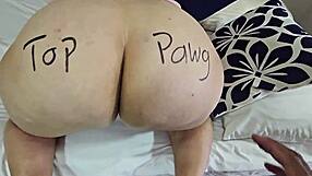 look at this huge fat granny ass getting drawn on those cheeks...