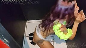 A Loira Argentina Sucks Gloryhole Cock to Milk Every Drop