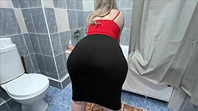 I caught stepmom in bathroom fucked her fat ass hard