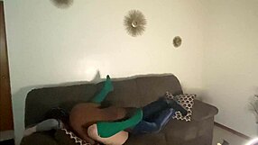 Squirter blonde screams in back-to-back orgasms on bbc