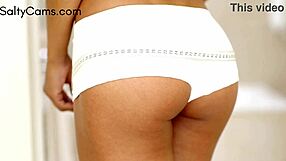 WOW! Fit Model's Tight Ass Begs for Your Hands!