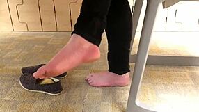 hey, catch these candid hidden feet up close