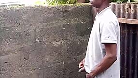 whoa strangersforsex escort de rose films muscular guy peeing demo outdoors 💦🚽 public flash prostate tips everyone watch 😂