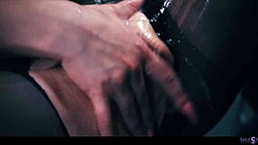 cosplay gamer octokuro's huge tits lead to lesbian scissoring and squirting frenzy