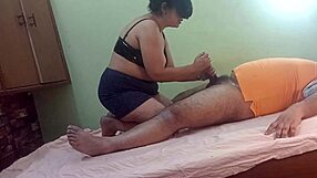 indian bhabhi tempts electrician with wet pussy ass close-up suck and deep fuck