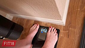 Creampie 6ft tall Lilly Jade model in casting POV