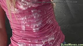 i jerk off at the gloryhole with toys