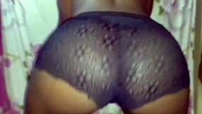 CHEATING WIFE BOUNCES ON MY THROBBING DICK LIKE A PRO!