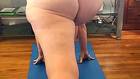 watch this naked milf's yoga stretches beg for your jerkoff load