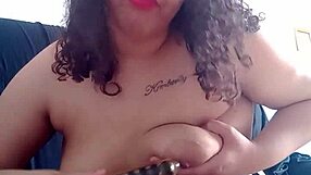 Novinha, watch me rub this pussy till I cum hard with vibrators!