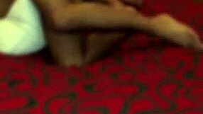 blasting my morena girlfriend in cdmx motel she begs for creampie during her period