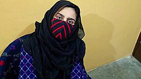 Big Stepsister Angry Sharing Bed Rough Hindi Fuck